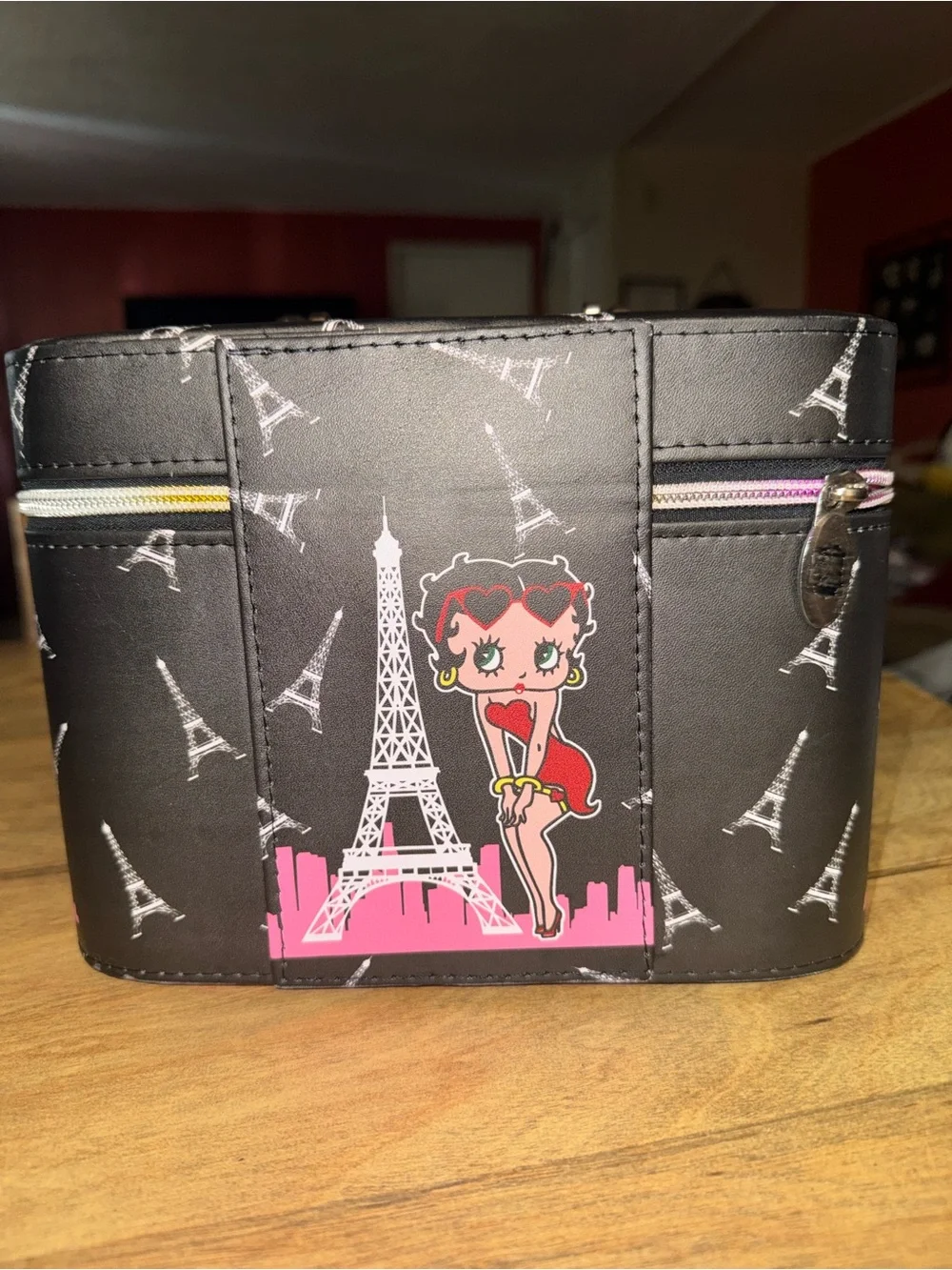 Betty Boop Black and Pink Eiffel Tower Cosmetic Case